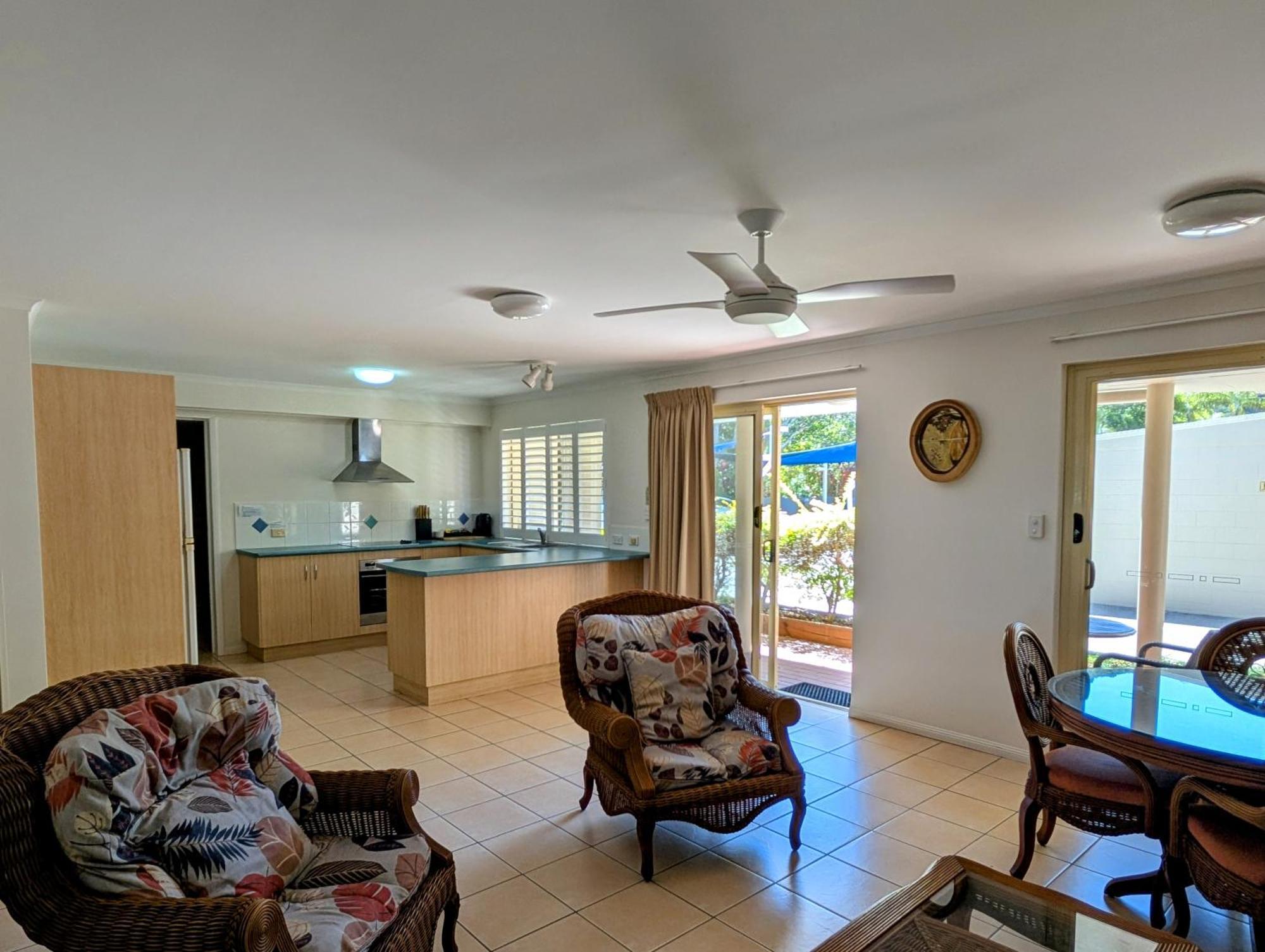 Rose Bay Resort Bowen Buitenkant foto
