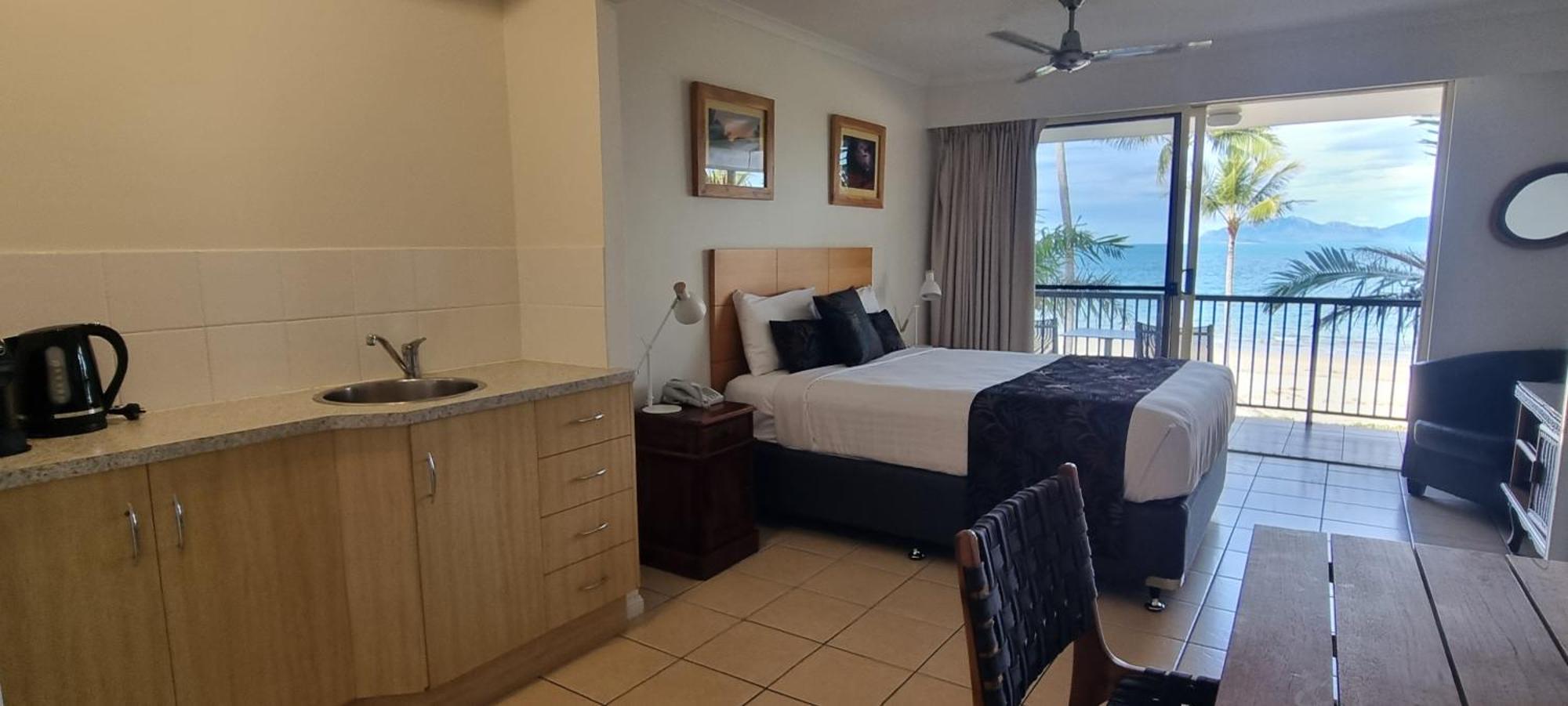 Rose Bay Resort Bowen Buitenkant foto