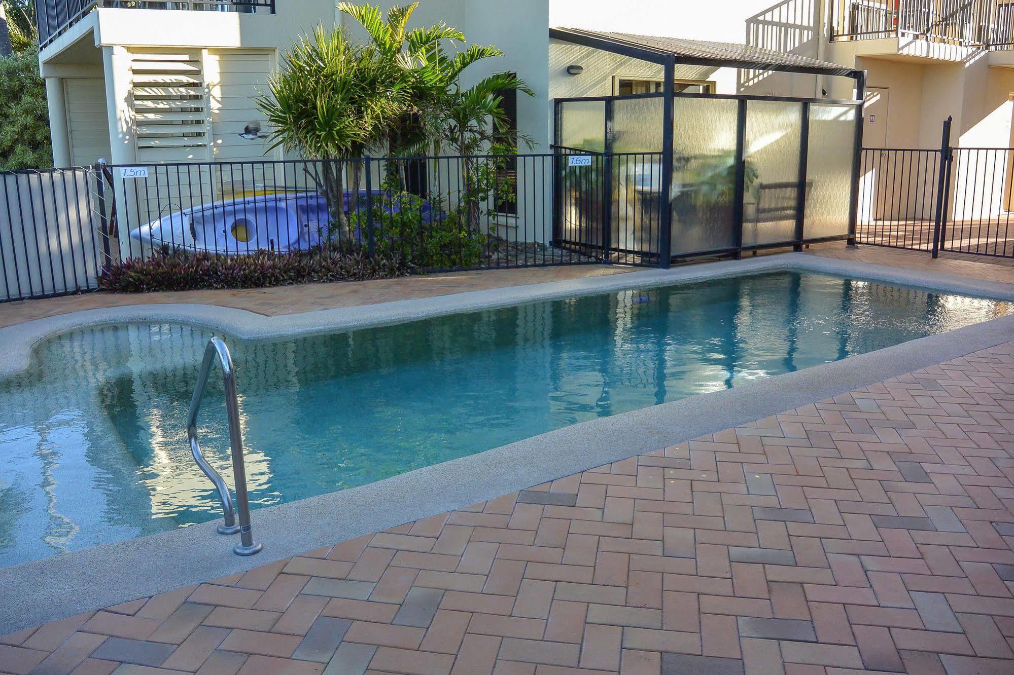 Rose Bay Resort Bowen Buitenkant foto